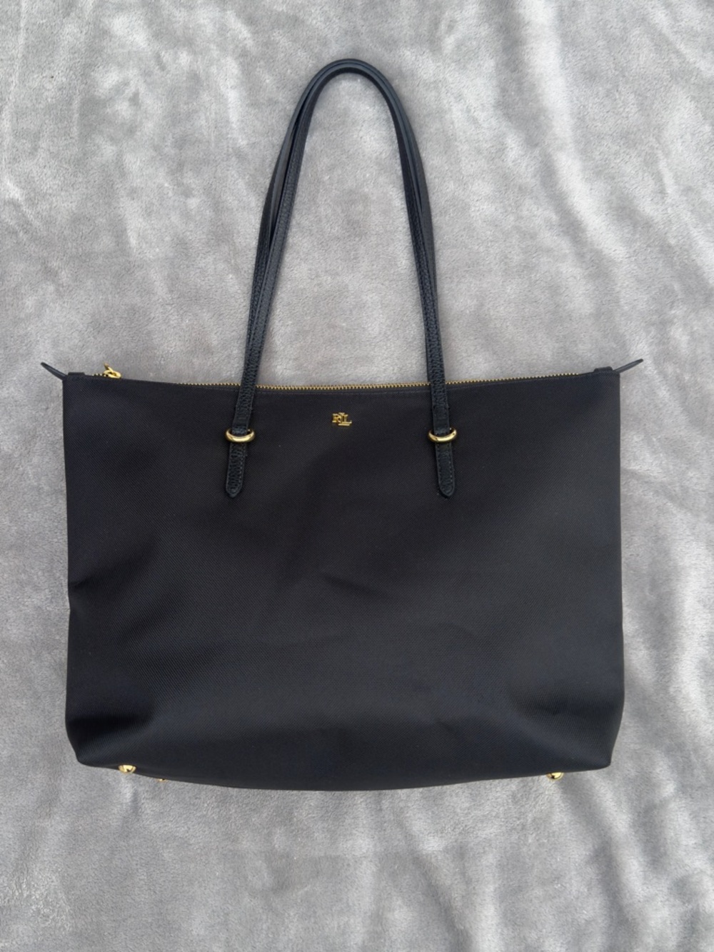 Lauren Ralph Lauren
Keaton Medium Nylon Tote Bag - Picture 3 of 9